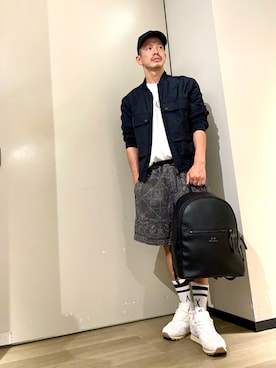 「ARMANI EXCHANGE（アルマーニエクスチェンジ）のアイテム」を使った、TOI-Tさん（メンズ・170cm）の夏コーディネート
