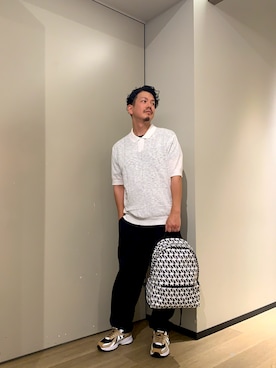 「ARMANI EXCHANGE（アルマーニエクスチェンジ）のアイテム（スラックス）」を使った、TOI-Tさん（メンズ・170cm）の夏コーディネート