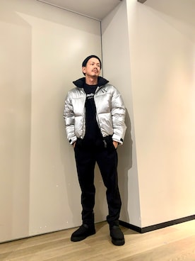 「ARMANI EXCHANGE（アルマーニエクスチェンジ）のアイテム（ニットキャップ/ビーニー）」を使った、TOI-Tさん（メンズ・170cm）の秋コーディネート
