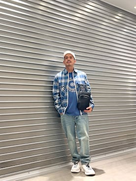「ARMANI EXCHANGE（アルマーニエクスチェンジ）のアイテム（ボディバッグ/ウエストポーチ）」を使った、TOI-Tさん（メンズ・170cm）の秋コーディネート