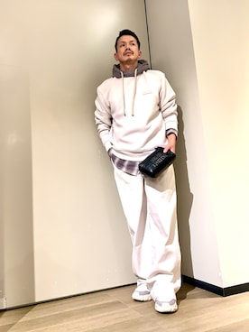 「ARMANI EXCHANGE（アルマーニエクスチェンジ）のアイテム」を使った、TOI-Tさん（メンズ・170cm）の秋コーディネート