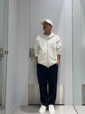 「ARMANI EXCHANGE（アルマーニエクスチェンジ）の【A|Xアルマーニ エクスチェンジ】A|Xロゴ　パネルキャップ（キャップ、ホワイト系）」を使った、TOI-Tさん（メンズ・170cm）の夏コーディネート