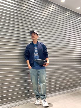 「ARMANI EXCHANGE（アルマーニエクスチェンジ）の【A|X アルマーニ エクスチェンジ】トレイルインスパイア クイックレース スニーカー（スニーカー、ホワイト系）」を使った、TOI-Tさん（メンズ・170cm）の秋コーディネート