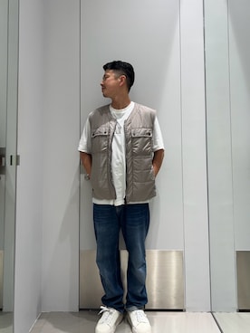 「ARMANI EXCHANGE（アルマーニエクスチェンジ）の【A|X アルマーニ エクスチェンジ】リップストップナイロン ベスト（ベスト、ベージュ系）」を使った、TOI-Tさん（メンズ・170cm）の夏コーディネート