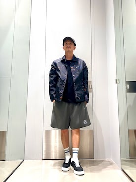 「ARMANI EXCHANGE（アルマーニエクスチェンジ）の【A|X アルマーニ エクスチェンジ】オールオーバーロゴ レースアップスニーカー（スニーカー、ブラック系）」を使った、TOI-Tさん（メンズ・170cm）の夏コーディネート