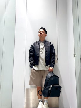 「ARMANI EXCHANGE（アルマーニエクスチェンジ）の【A|X アルマーニ エクスチェンジ】AXロゴ シャイニーボンバージャケット（ブルゾン、ブラック系）」を使った、TOI-Tさん（メンズ・170cm）の夏コーディネート