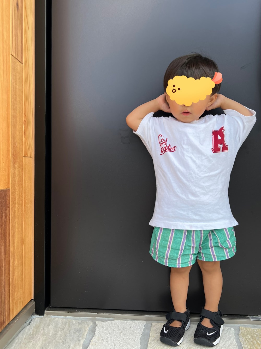 「夏コーデ、キッズコーデ、ショートパンツ、カジュアルコーデ、NIKE、グリーン、男の子コーデ、エアリフト、ZARA KIDS」｜「ZARA KIDSのアイテム（Tシャツ/カットソー、ホワイト系）」を使った、aaさん（キッズ・80cm）の夏コーディネートの1枚目の写真