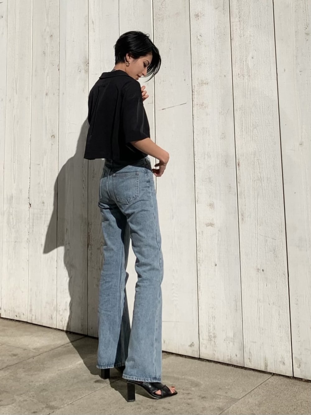 【お洒落な着こなしに】LOUIS VUITTON フレアジーンズ LOUIS VUITTON / ルイ・ヴィトンよりVirgil Abloh / ヴァージル