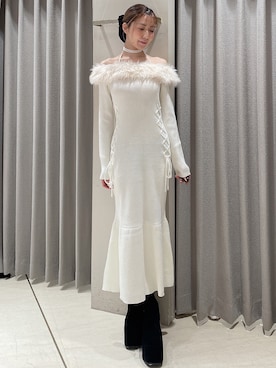 「アイテム（シュシュ）」を使った、moekaさん（レディース・162cm）の秋コーディネート