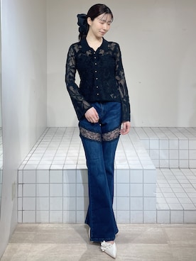 「RESEXXY（リゼクシー）のクリンクルビックシュシュ（シュシュ、ブラック系）」を使った、moekaさん（レディース・162cm）の春コーディネート