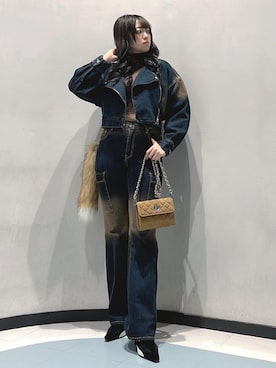 「アイテム（キーケース/キーアクセサリー）」を使った、Aoiさん（レディース・164cm）の秋コーディネート