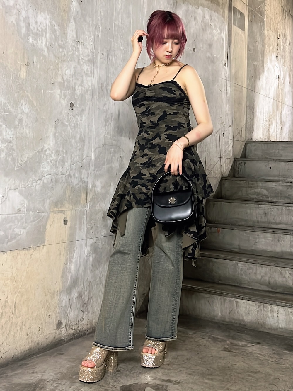 2025.06.30 UP｜エヴリス（EVRIS）、Aoi、25520094｜RUNWAY