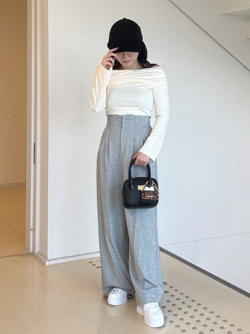 マーキュリーデュオ　オフショルトップス セール】アシメオフショルカットトップス（Tシャツ/カットソー