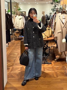 「アイテム（ノーカラージャケット）」を使った、yumiii85さん（レディース・161cm）の秋コーディネート