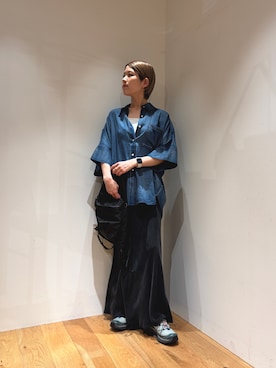 「URBAN RESEARCH（アーバンリサーチ）のハーフスリーブシアーデニムシャツ（シャツ/ブラウス、ブルー系）」を使った、Ayumiさん（レディース・156cm）の春コーディネート
