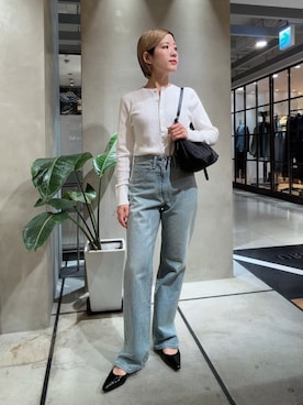 「URBAN RESEARCH（アーバンリサーチ）のパターンメッシュヘンリーネックニット（ニット/セーター、ホワイト系）」を使った、Ayumiさん（レディース・156cm）の春コーディネート