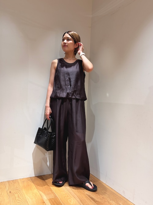 シアーノースリーブバルーントップス
