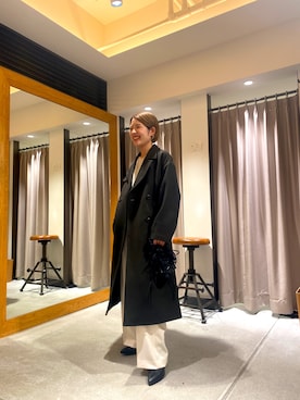 「アイテム（チェスターコート）」を使った、Ayumiさん（レディース・156cm）の秋コーディネート