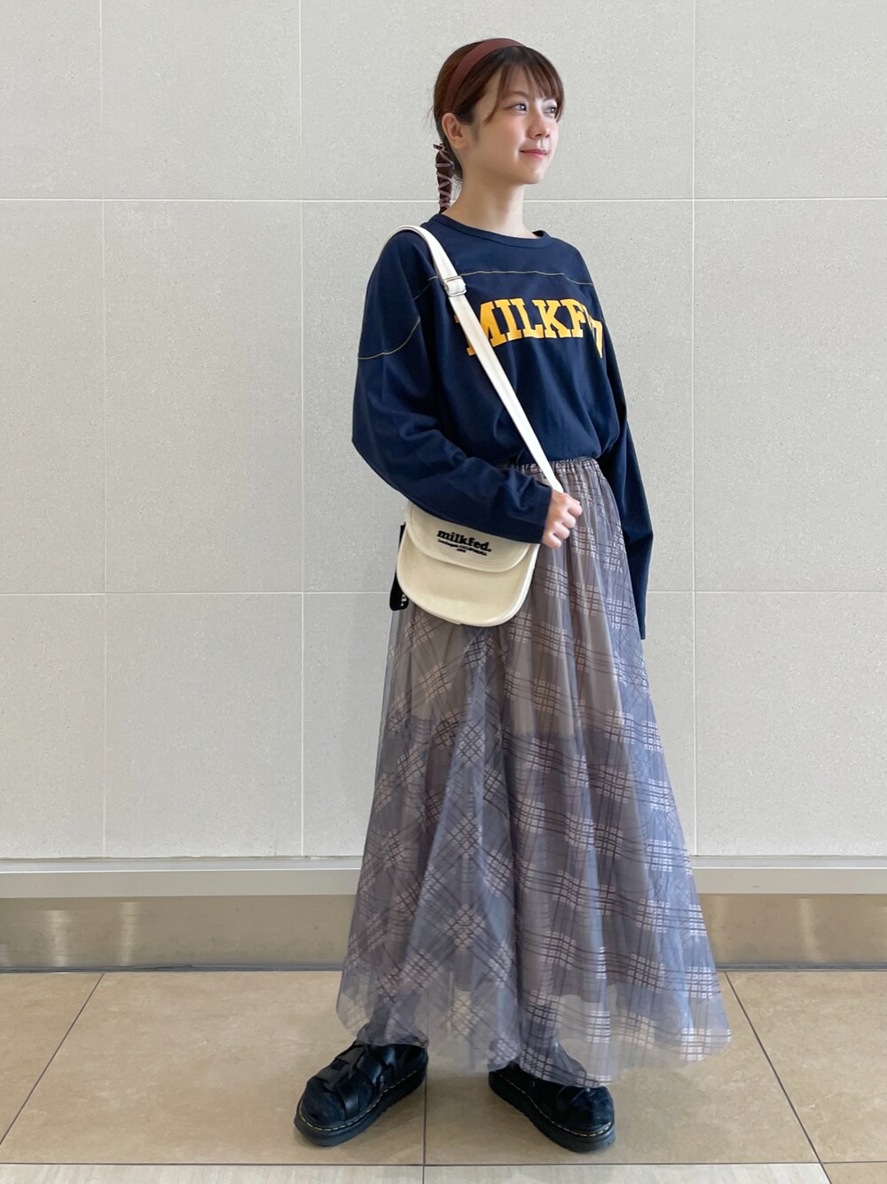 「秋のコーデ、チェック柄、ミルクフェド、MILKFED.、秋コーデ、秋トレンド2021」｜「MILKFED.のTULLE SKIRT（スカート、その他）」を使った、あやかさん（レディース・157cm）の秋コーディネートの1枚目の写真