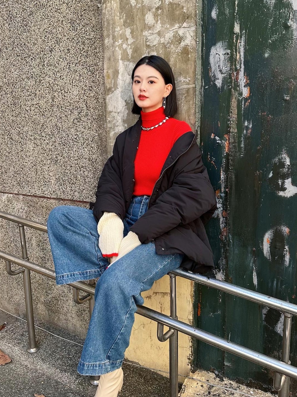 「SENSE OF PLACE by URBAN RESEARCHのステッチレスグリーンダウンコート（ダウンジャケット/コート、ベージュ系）」を使った、Jammyさん（レディース・163cm）の冬コーディネートの1枚目の写真