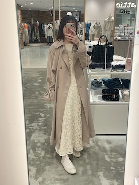 「one after another NICE CLAUP（ワンアフターアナザーナイスクラップ）のアイテム（トレンチコート）」を使った、saeさん（レディース・159cm）の春コーディネート