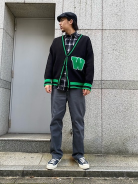 「WHITELAND（ホワイトランド）のアイテム（カーディガン/ボレロ）」を使った、タグチ　ユータさん（メンズ・187cm）の秋コーディネート