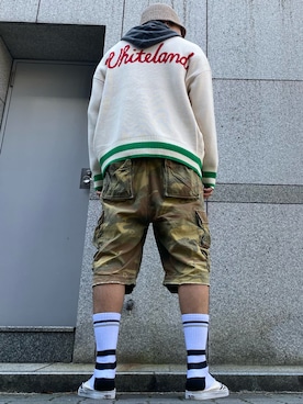 「WHITELAND（ホワイトランド）のアイテム（カーディガン/ボレロ）」を使った、タグチ　ユータさん（メンズ・187cm）の秋コーディネート