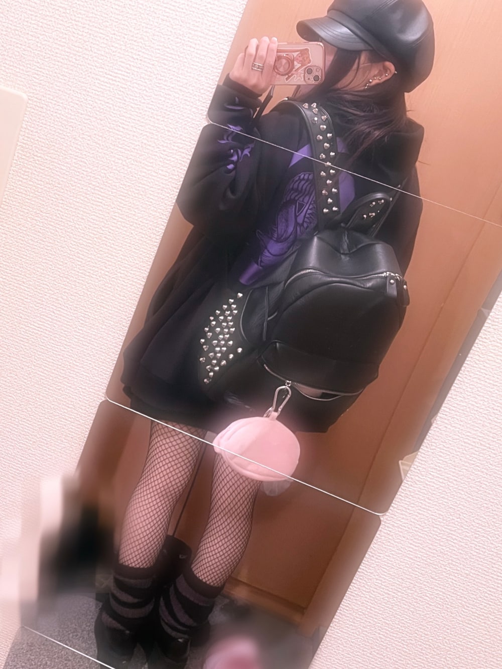 「地雷、地雷系ファッション、地雷女、地雷系、地雷女子、KRYclothing、KRY、kry clothing」｜「SHEINのアイテム（レッグウォーマー、グレー系）」を使った、ゆさん（レディース・156cm）の冬コーディネートの1枚目の写真