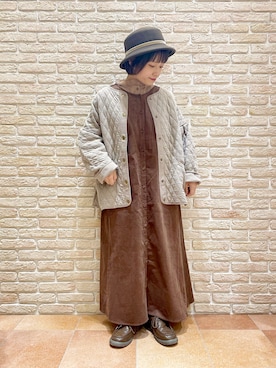 「アイテム（ハット、ブラウン系）」を使った、む ら ま つさん（レディース・148cm）の秋コーディネート