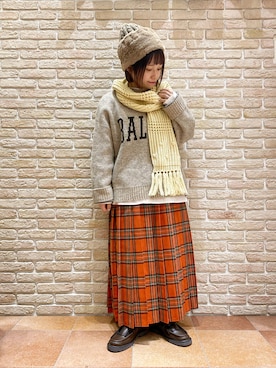 「ロゴニット」｜「アイテム（その他）」を使った、む ら ま つさん（レディース・148cm）の冬コーディネート