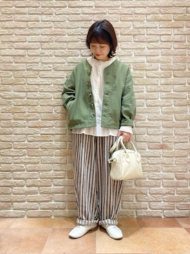 「ストライプパンツ」｜「アイテム（ミリタリージャケット）」を使った、む ら ま つさん（レディース・148cm）の冬コーディネート
