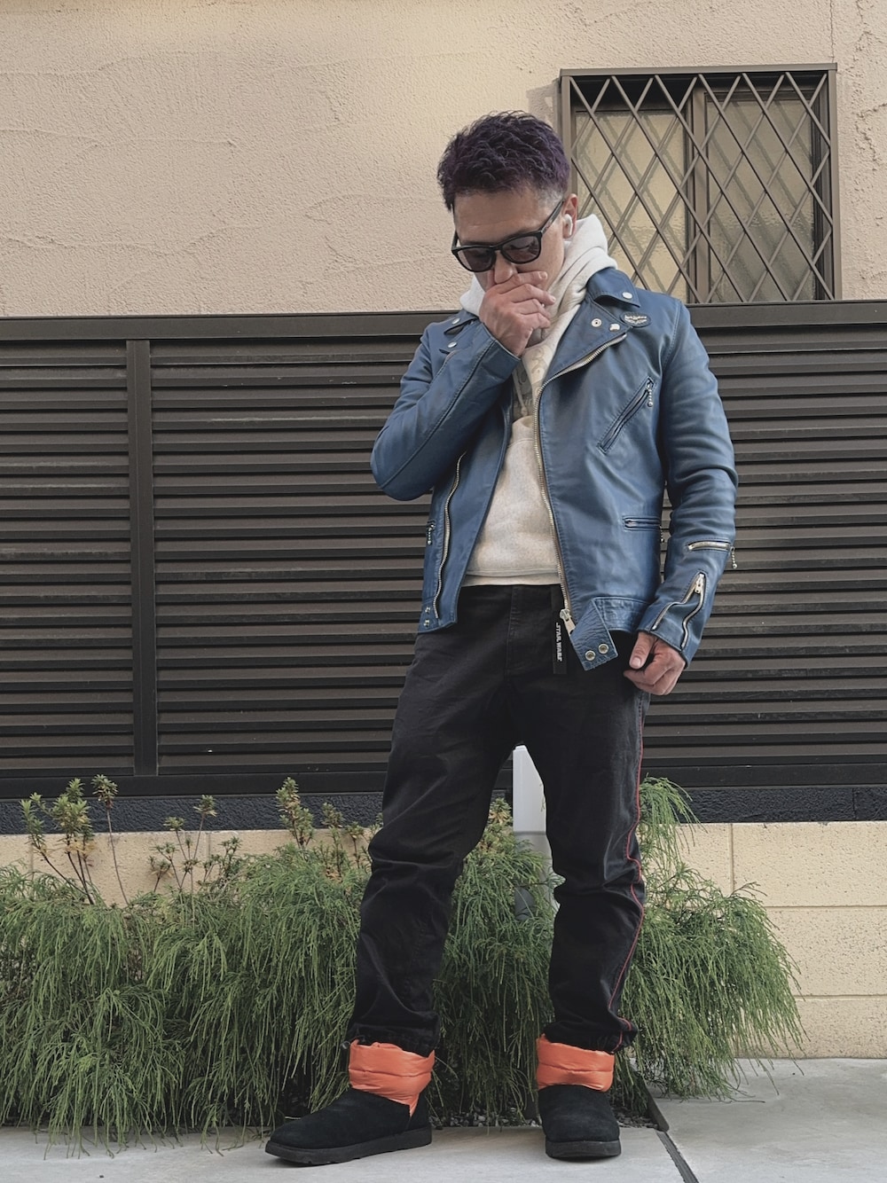 「冬アウター、メンズコーデ、お洒落さんとつながりたい」｜「Lewis Leathersのアイテム（ライダースジャケット、ブルー系）」を使った、nabapeさん（メンズ・166cm）の冬コーディネートの1枚目の写真
