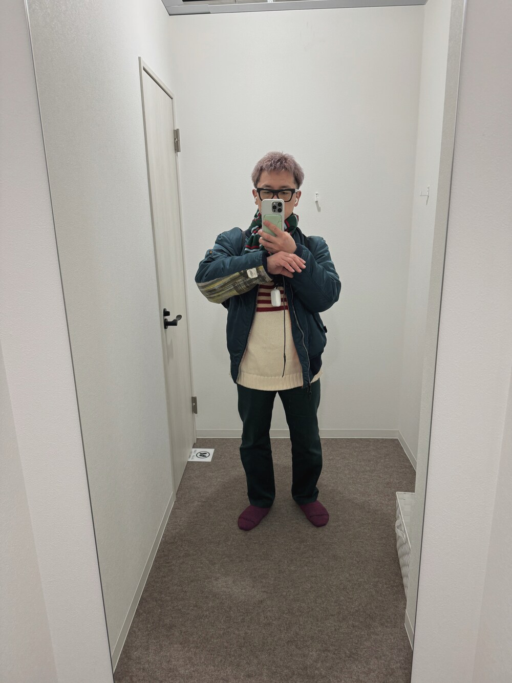 「冬コーデ、お洒落さんとつながりたい、冬アウター」｜「Dickiesのアイテム（パンツ、グリーン系）」を使った、nabapeさん（メンズ・166cm）の冬コーディネートの1枚目の写真