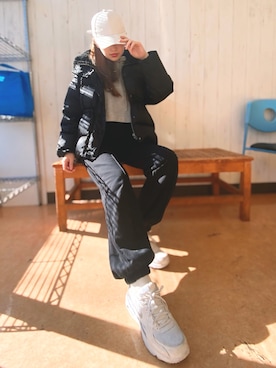 「AZUL（アズール）のアイテム」を使った、サリイさん（レディース・161cm）の冬コーディネート