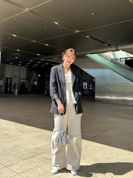 「H&M（エイチ・アンド・エム）のアイテム（ジャケット/アウター）」を使った、miyuu tsujisaki さん（レディース・164cm）の春コーディネート