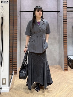 「PAGEBOY（ページボーイ）の＜まるでデニム見え！/紫外線カット/接触冷感＞マルデニイレヘムスカート（デニムスカート、ブラック系）」を使った、myuさん（レディース・158cm）の夏コーディネート