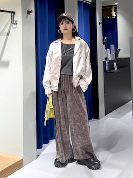 「アイテム（ブルゾン、グレー系）」を使った、myuさん（レディース・160cm）の秋コーディネート