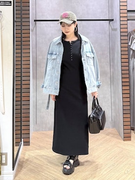 「PAGEBOY（ページボーイ）の＜まるでデニム見え！/紫外線カット/ストレッチ＞マルデニＧジャン（ブルゾン、ブルー系）」を使った、myuさん（レディース・158cm）の春コーディネート