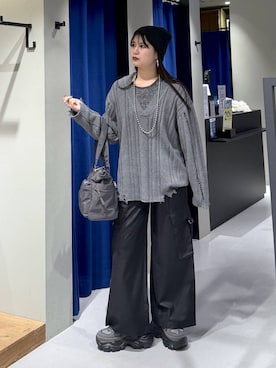 「アイテム（ボストンバッグ、グレー系）」を使った、myuさん（レディース・160cm）の秋コーディネート