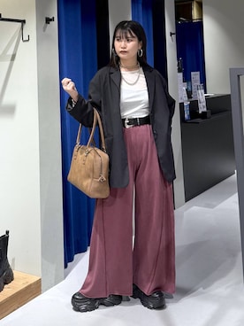 「PAGEBOY（ページボーイ）のサイドタックルーズウラケパンツ/イージーパンツ【4color・2size】（スウェットパンツ）」を使った、myuさん（レディース・160cm）の秋コーディネート