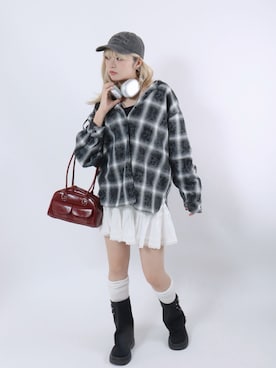 「アイテム（キャップ）」を使った、Salong hameu【Official】さん（レディース・165cm）の秋コーディネート