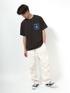 「アイテム（カーゴパンツ、ホワイト系）」を使った、Salong hameu【Official】さん（メンズ・174cm）の夏コーディネート