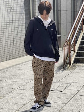 「スウェットパーカー」｜「アイテム（その他）」を使った、Salong hameu【Official】さん（メンズ・175cm）の秋コーディネート