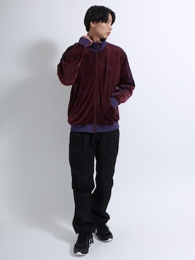 「アイテム（ジャージ、レッド系）」を使った、Salong hameu【Official】さん（メンズ・174cm）の冬コーディネート