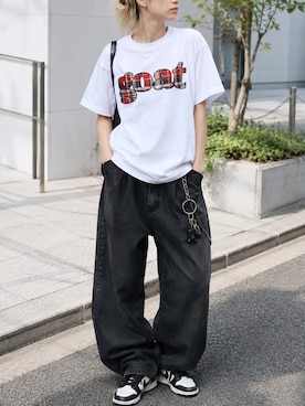 「Salong hameu（サロン ハミュー）の別注 チェックロゴ・マルチパターンアップリケ 半袖Tシャツ/レディース メンズ ユニセックス（Tシャツ/カットソー、ホワイト系）」を使った、Salong hameu【Official】さん（メンズ・175cm）の夏コーディネート