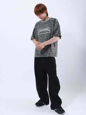 「THRASHER（スラッシャー）のTHRASHER（スラッシャー）総柄Tシャツ 半袖 メンズ レディース/ボーダー ドット カモフラ レオパード ロゴ刺繍（Tシャツ/カットソー、グレー系）」を使った、Salong hameu【Official】さん（レディース・165cm）の春コーディネート