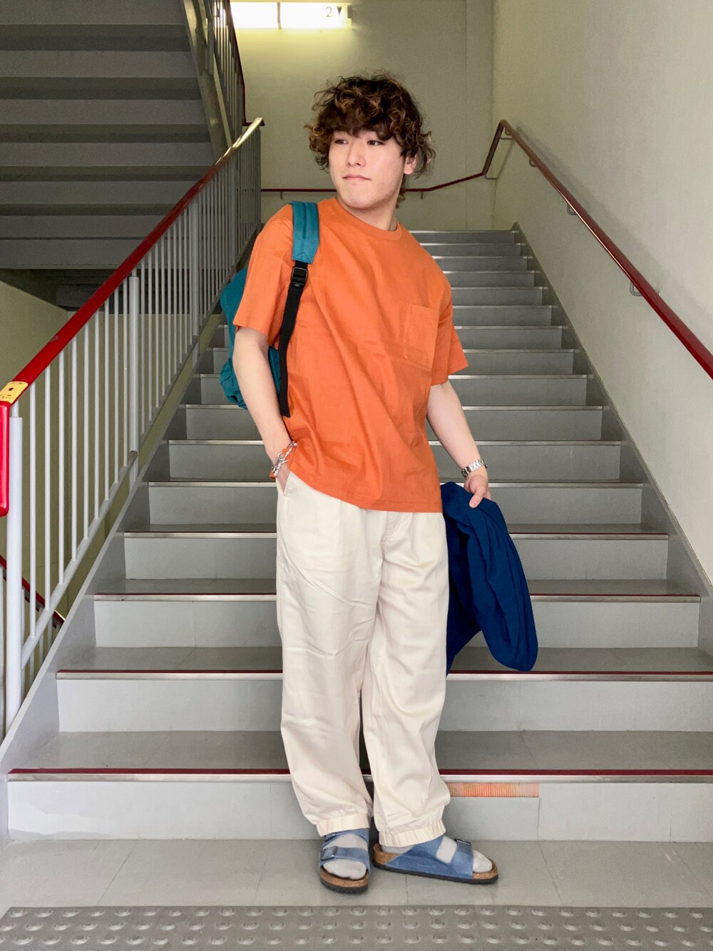 URBAN RESEARCH DOORS（アーバンリサーチドアーズ）の「強撚Vネック