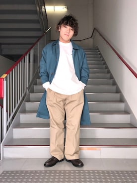 「URBAN RESEARCH」｜「アイテム（ステンカラーコート）」を使った、さとすけさん（メンズ・164cm）の春コーディネート