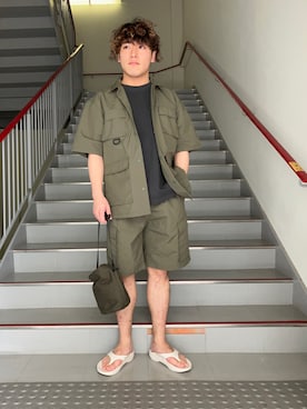 「BURLAP OUTFITTER（バーラップアウトフィッター）のアイテム（ショルダーバッグ）」を使った、さとすけさん（メンズ・164cm）の春コーディネート