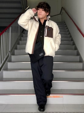 「サコッシュ」｜「アイテム（ブルゾン）」を使った、さとすけさん（メンズ・163cm）の冬コーディネート